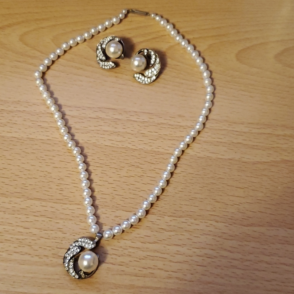 Earings necklace